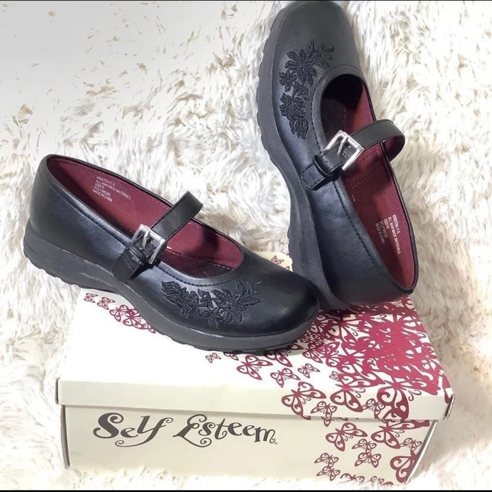 Flower Accent Mary Jane